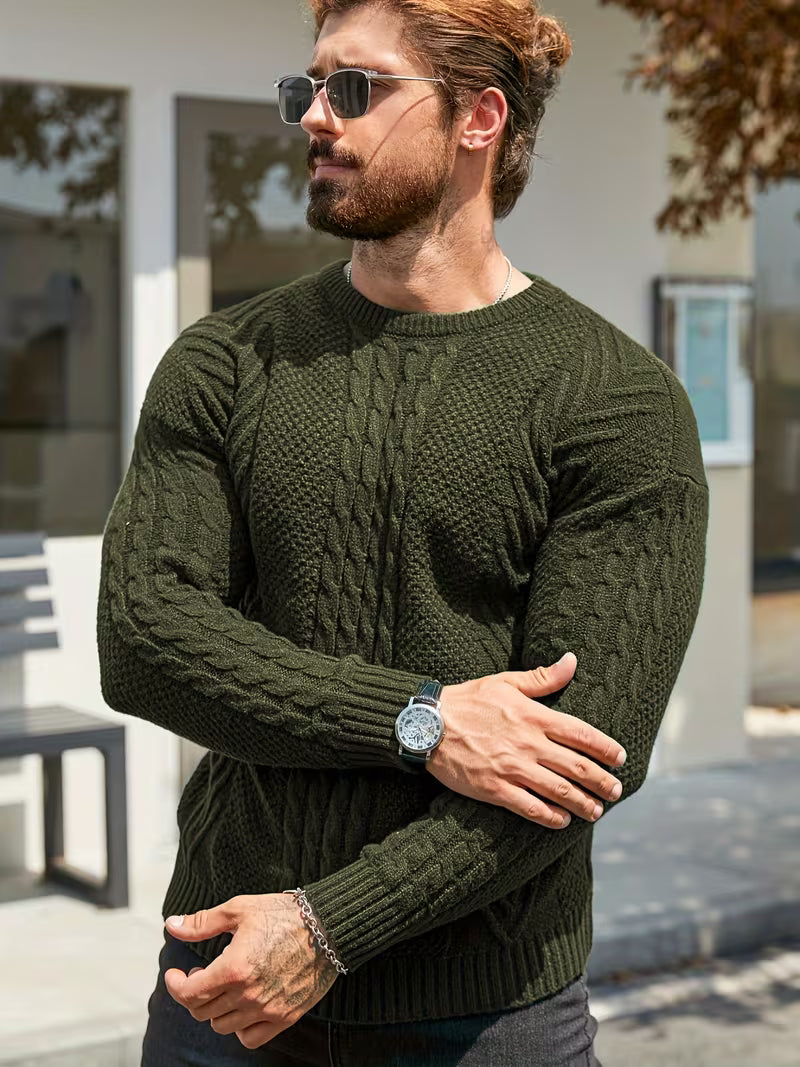 Eiduks – Klassisk Sweater Med Rund Hals og Kabelstrik