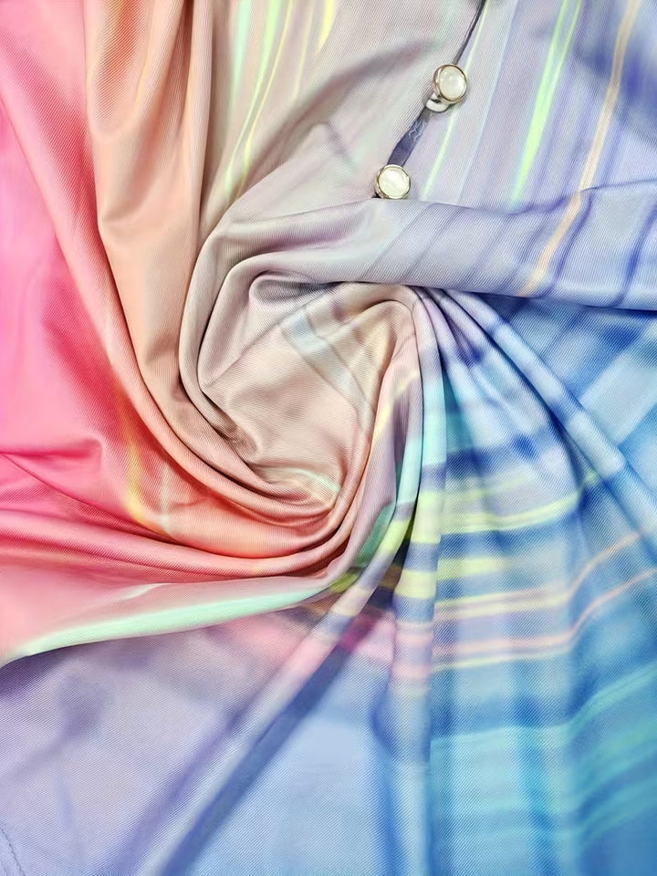 Filona – Top med V-udskæring og tie-dye-farveovergang