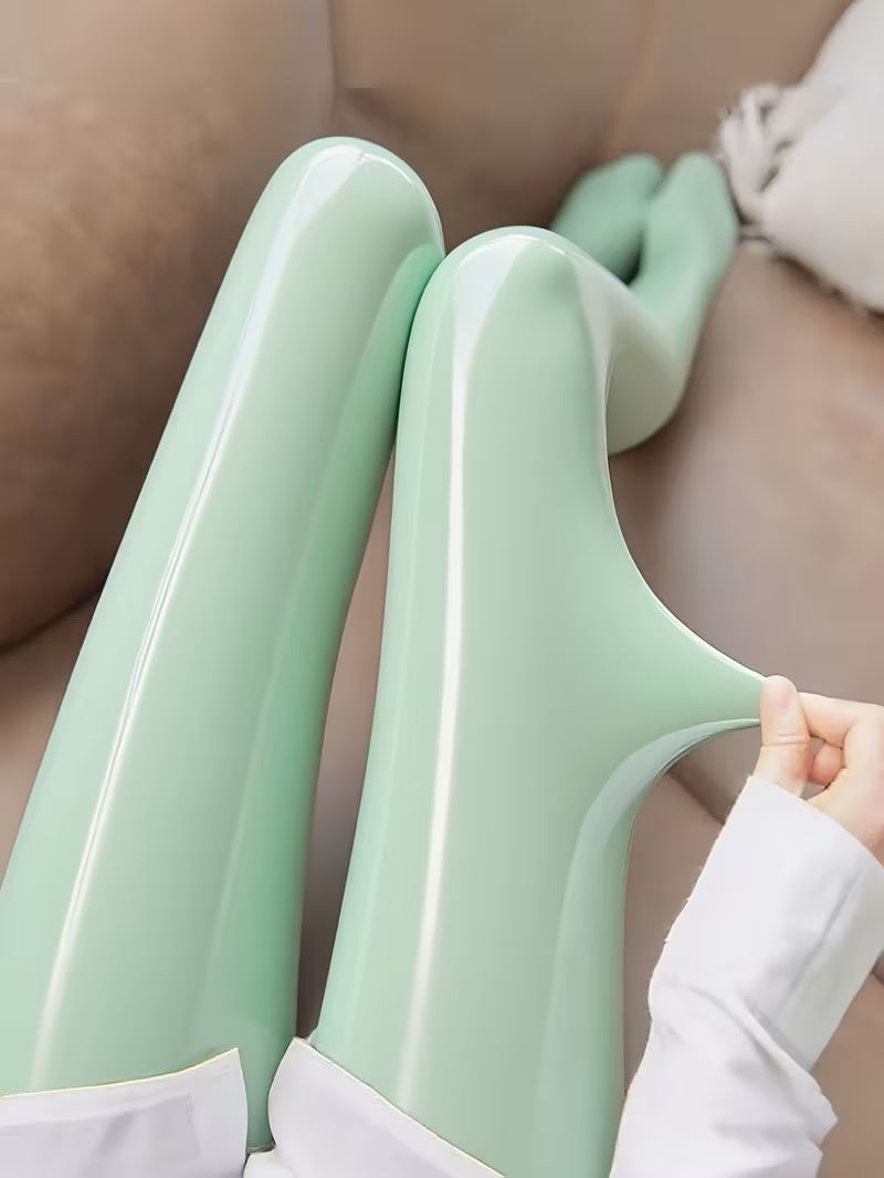 Bekah – Strømpebukser Med Fødder i Stretchmateriale og Høj Glans
