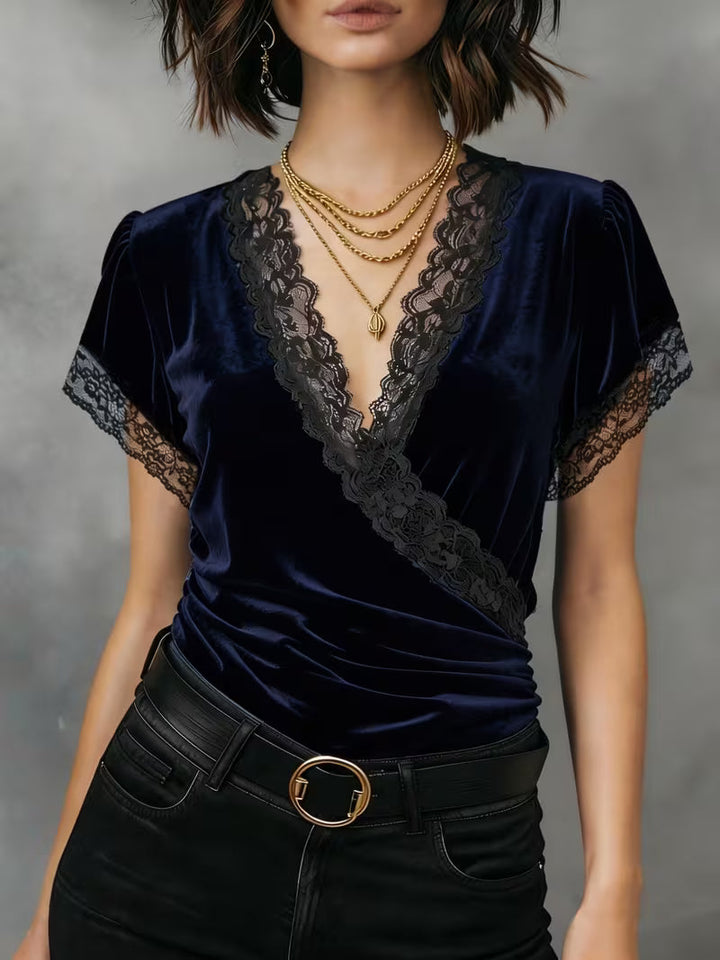 Jalisa – Vintage-Bluse i Svanefløjl