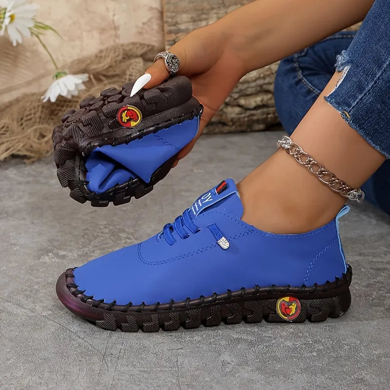 Hilga – Sneakers Med Snørebånd og Fleksibel Sål