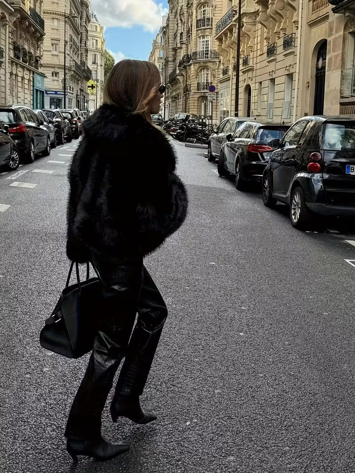 Jorida – Oversized, Kort Jakke Med Revers I Kunstpels