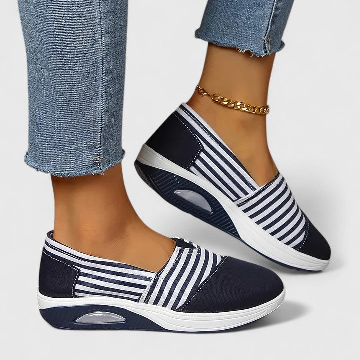 Onora - Stribede Slip-on Sko