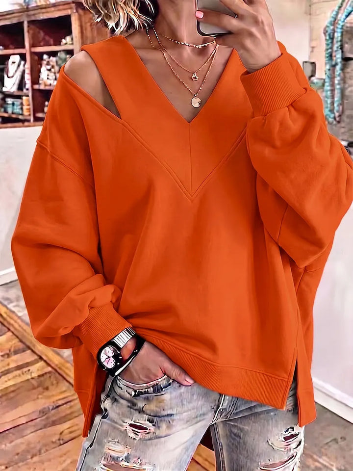 Kirstan – Chic Oversized Sweatshirt Med Udskæring og V-Udskæring