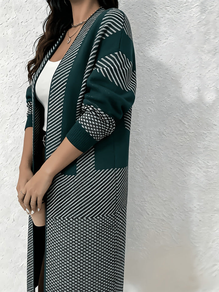 Zhamilya - Lang, Geometrisk Strikket Cardigan Med Åben Front