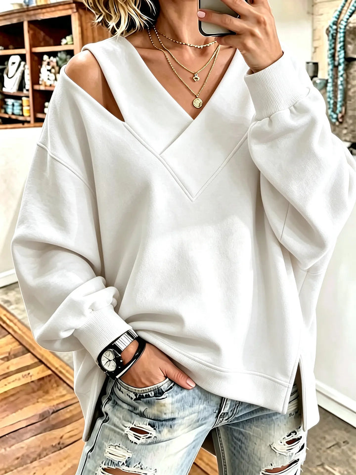 Kirstan – Chic Oversized Sweatshirt Med Udskæring og V-Udskæring