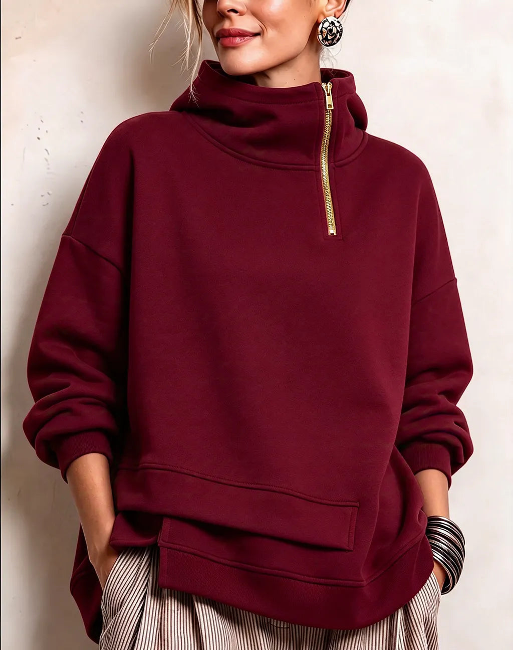 Lyona – Moderne Asymmetrisk Sweatshirt Med Høj Halsudskæring