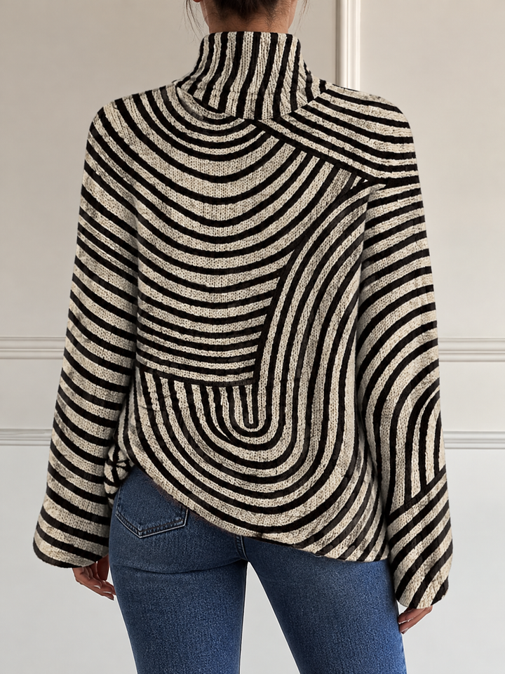 Silira – Rullekrave Sweater Med Stregtegning