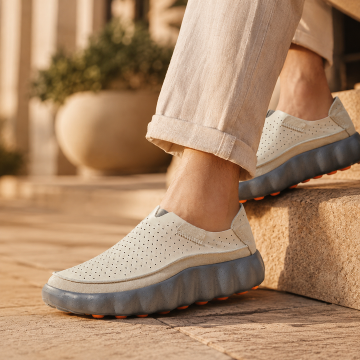 Sameth – Perforerede Slip-on Sko Med Fleksibel Sål