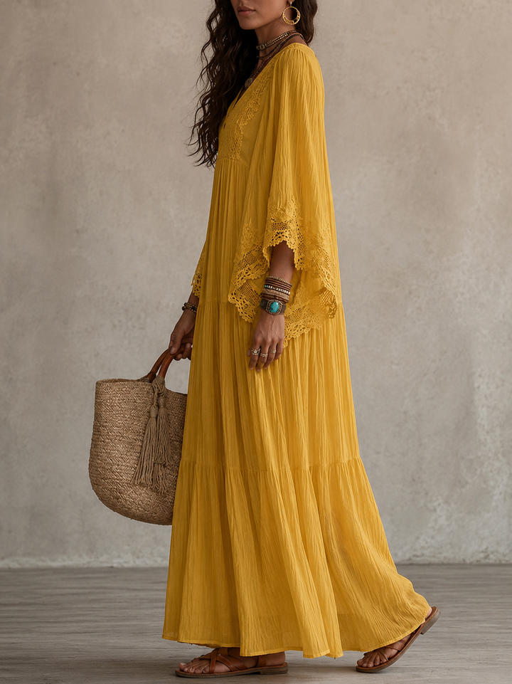 Ainura - Lang Kjole I Elfenbensfarvet Chiffon Og Blonder