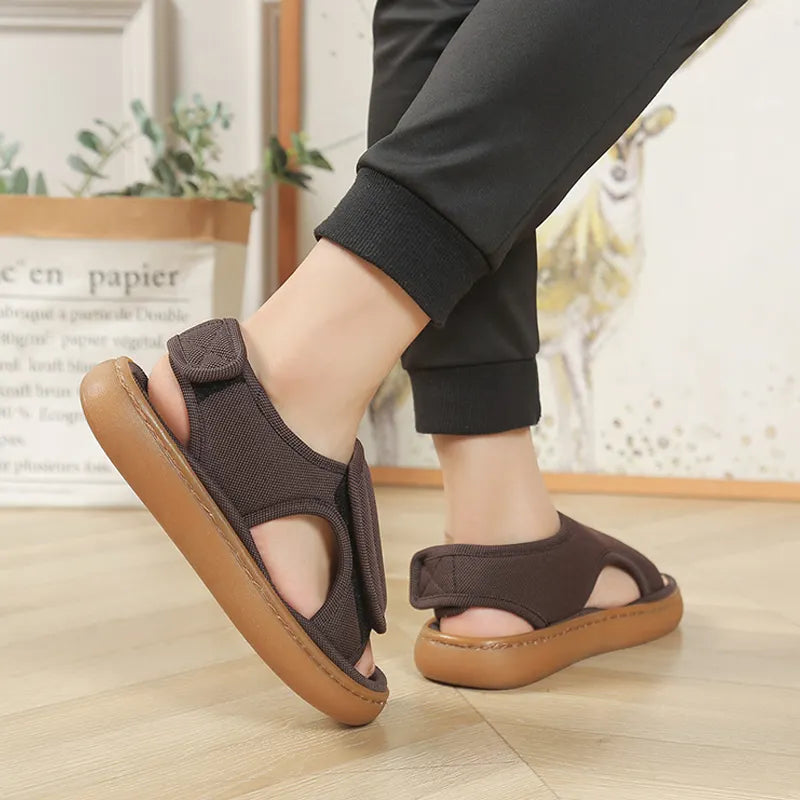 Karena – Justerbare Sandaler Med Skridsikker Velcro Lukning