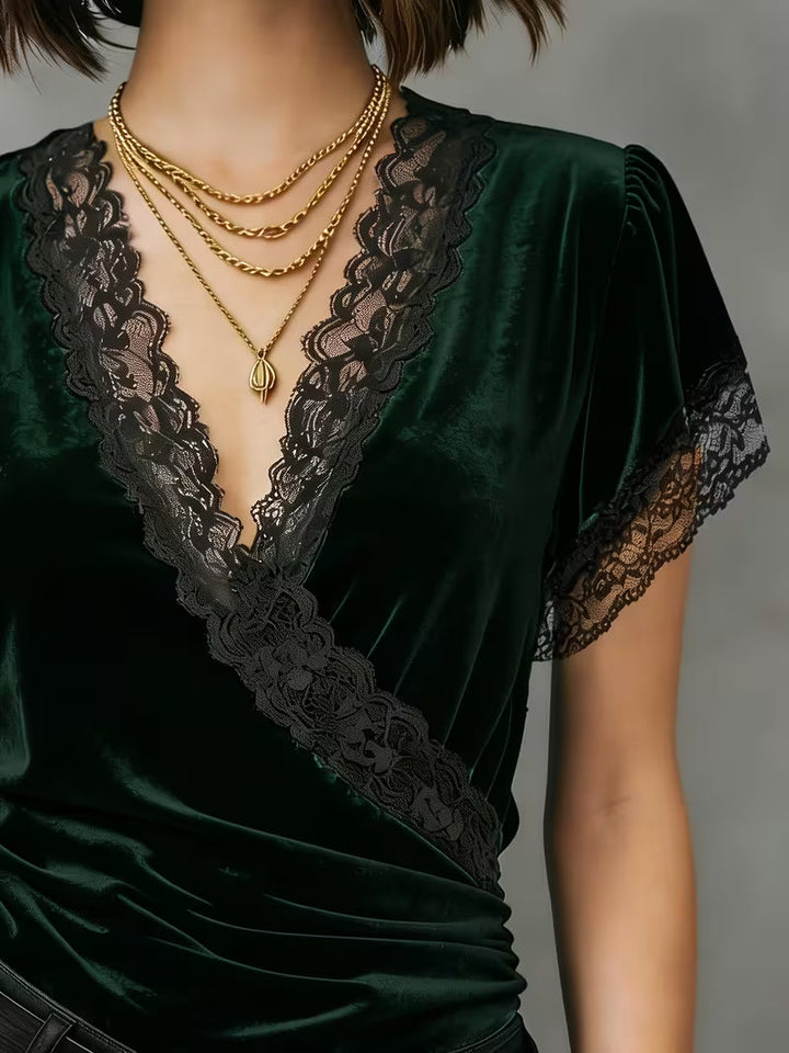 Jalisa – Vintage-Bluse i Svanefløjl