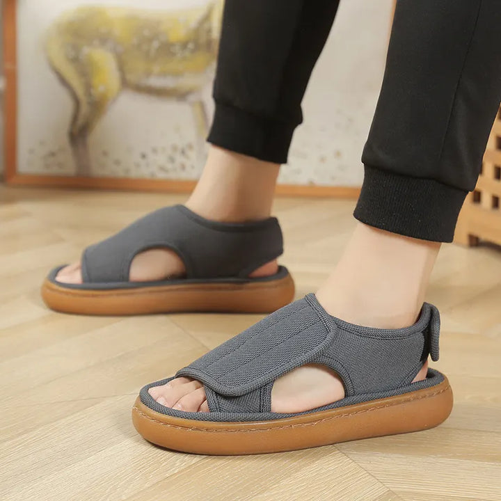Karena – Justerbare Sandaler Med Skridsikker Velcro Lukning