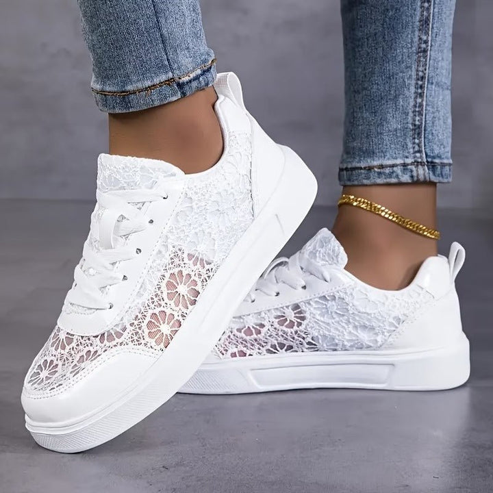 Alessa - Elegante Sneakers Med Blonder