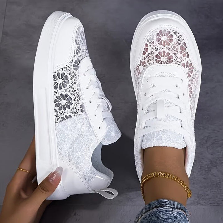 Alessa - Elegante Sneakers Med Blonder
