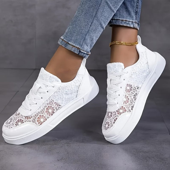 Alessa - Elegante Sneakers Med Blonder