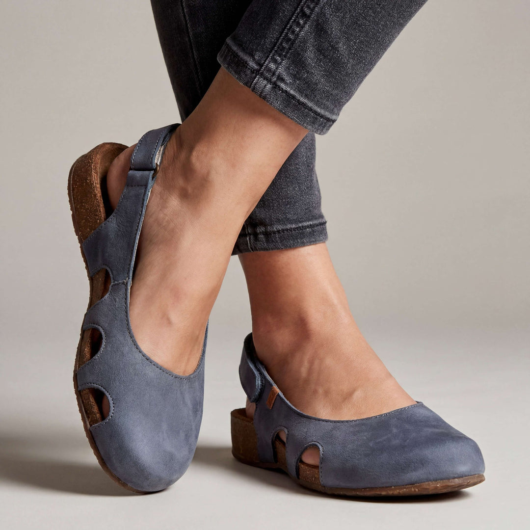 Nathilie – Slingback Sko Med Lukket tå og Udskæringer