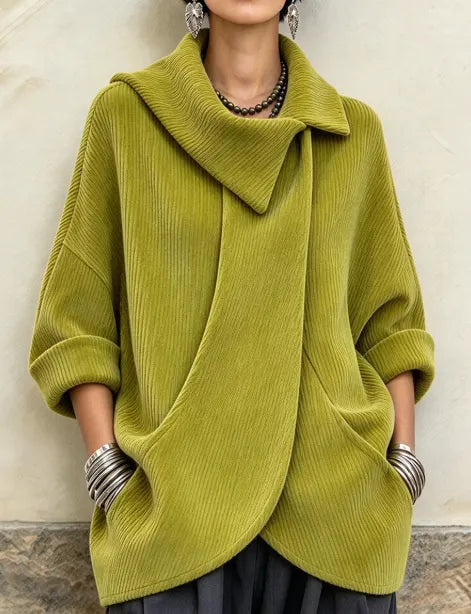 Lenneke – Oversized Jakke Med Asymmetrisk Krave og Lommer