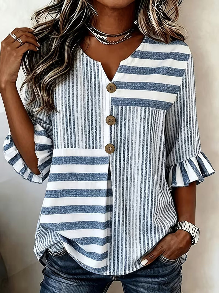 Avyra – Stribet Patchwork-bluse Med Flæseærmer Og Knapper