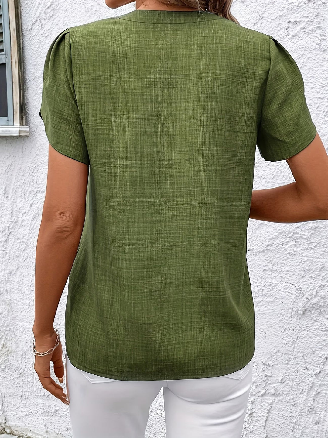 Kacey – T-shirt Med Korte Ærmer Og V-udskæring