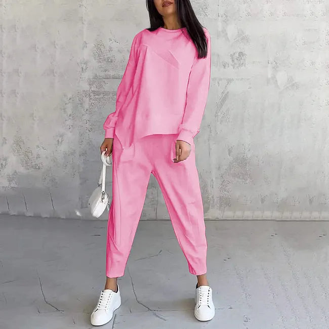 Tashia – Sæt Bestående af en Afslappet Langærmet Sweatshirt og Joggingbukser