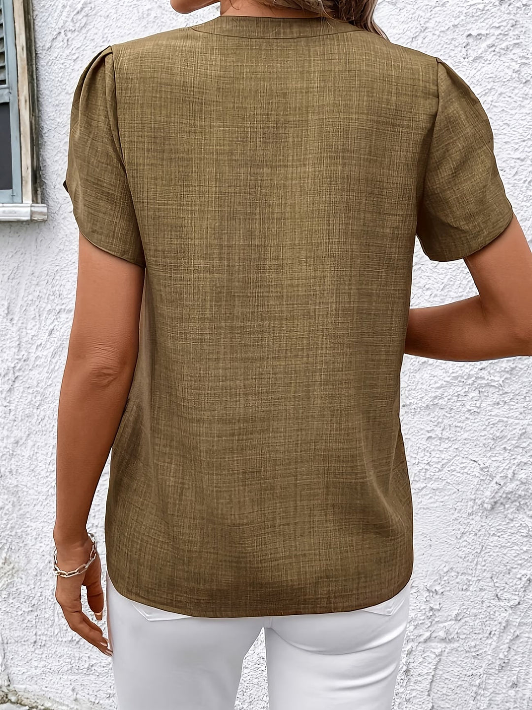 Kacey – T-shirt Med Korte Ærmer Og V-udskæring