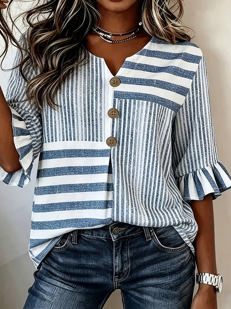Avyra – Stribet Patchwork-bluse Med Flæseærmer Og Knapper