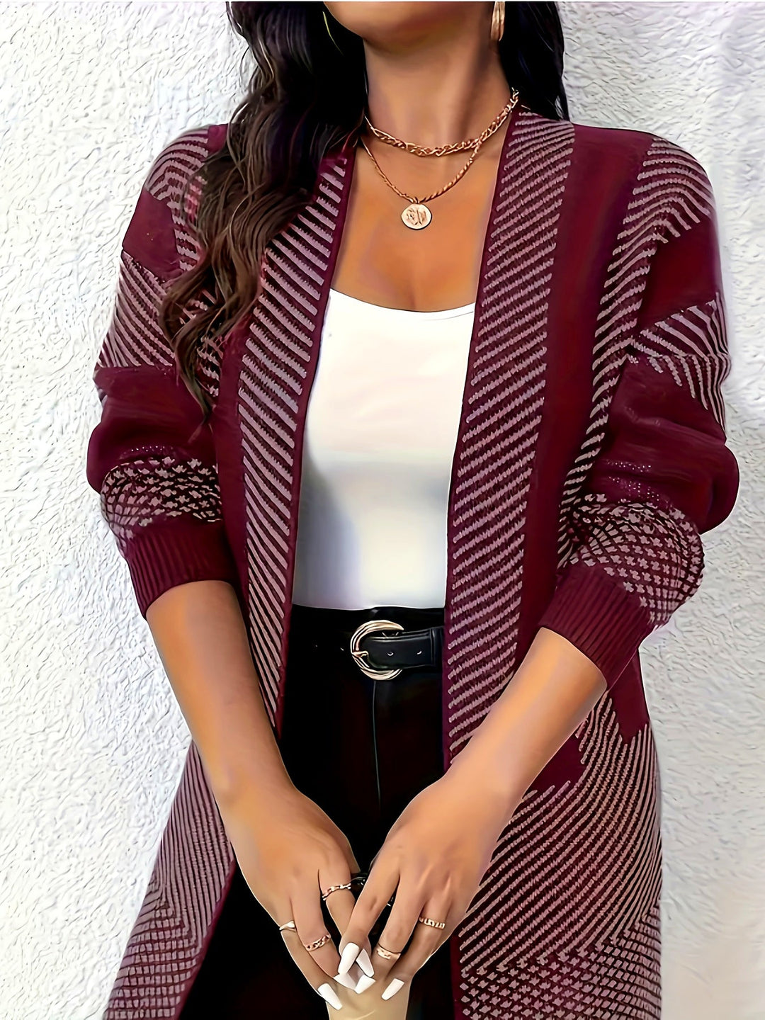 Zhamilya - Lang, Geometrisk Strikket Cardigan Med Åben Front