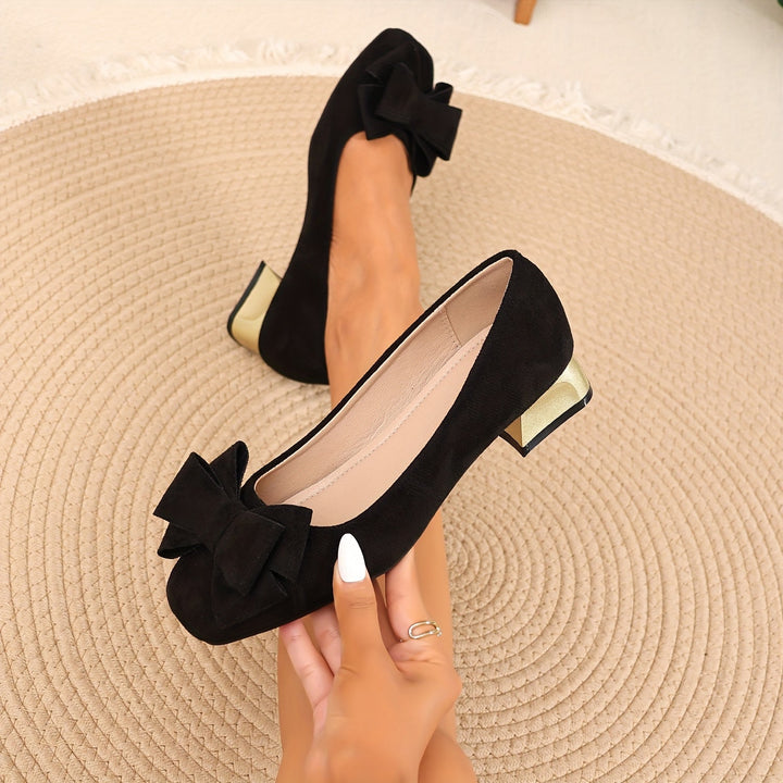 Silvie – Elegante Pumps Med Sløjfe Og Lav Blokhæl