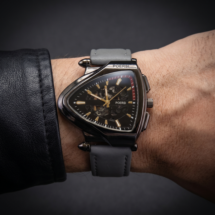 Narciso – Trekantet Læderur Med Skeletdesign