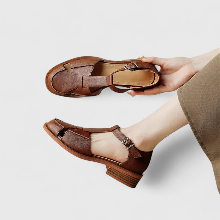 Lusia – Elegant Sandal Med Rem Med Spænde