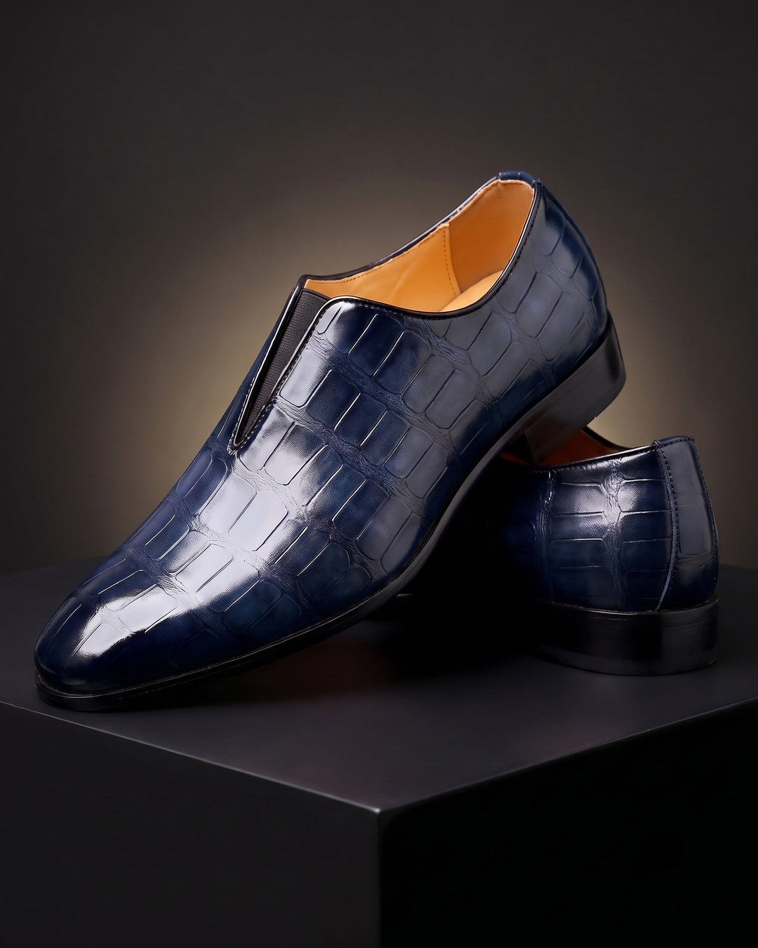 Amphon – Loafers Med Krokodillestruktur og Slip-on-Pasform
