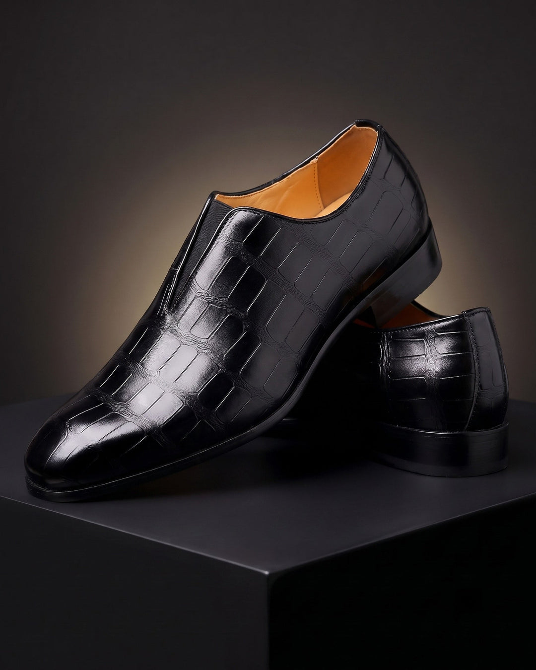 Amphon – Loafers Med Krokodillestruktur og Slip-on-Pasform