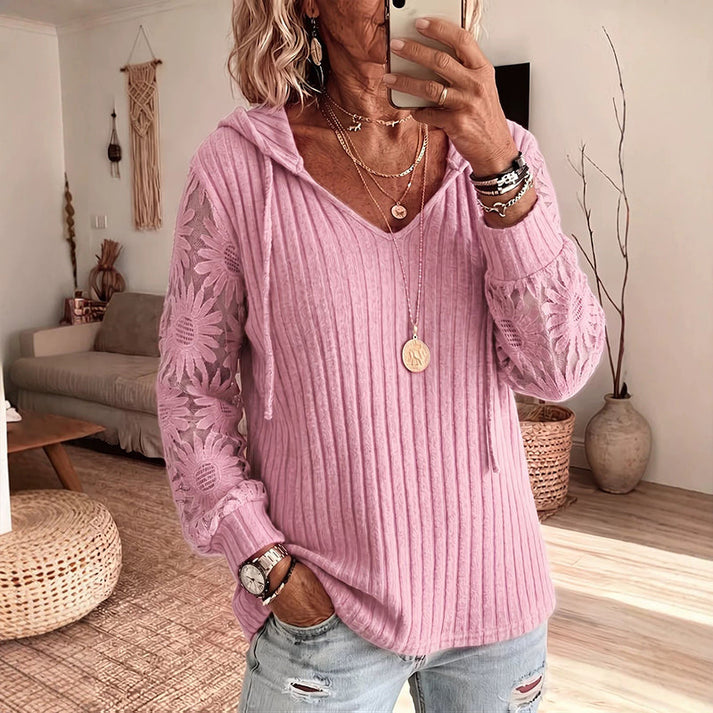 Nemila – Elegant Cardigan Med Hættekant I Blonder