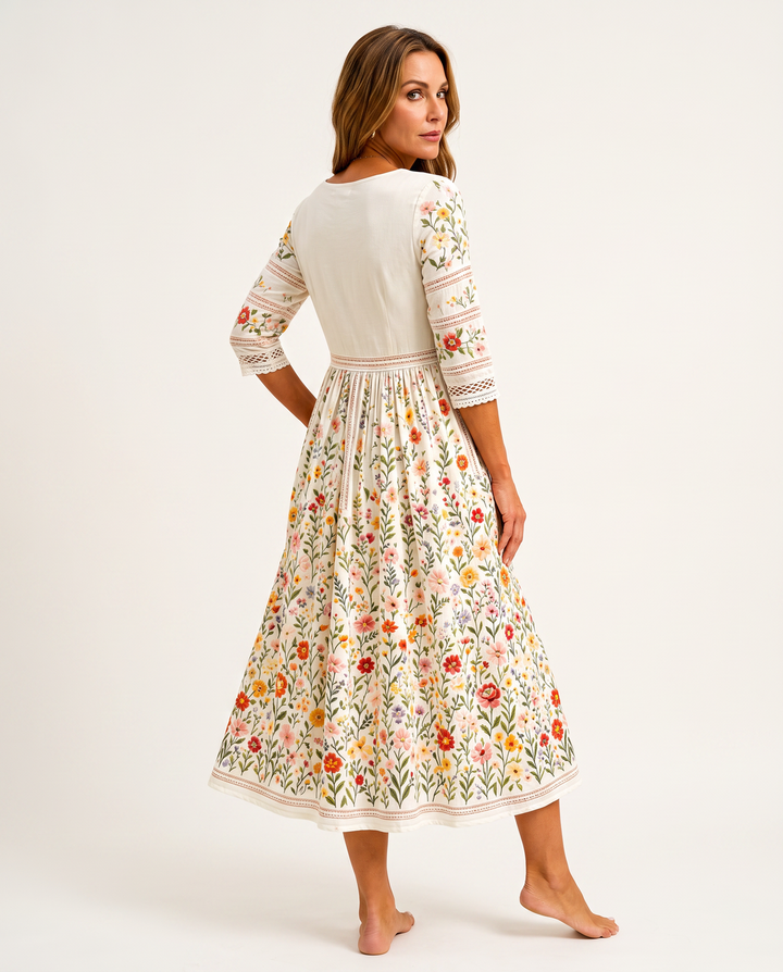 Lejina – Midi-Kjole Med Blomstereng-Motiv