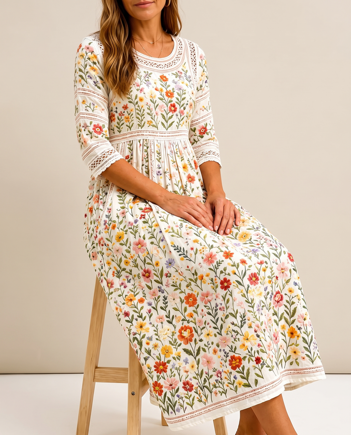 Lejina – Midi-Kjole Med Blomstereng-Motiv